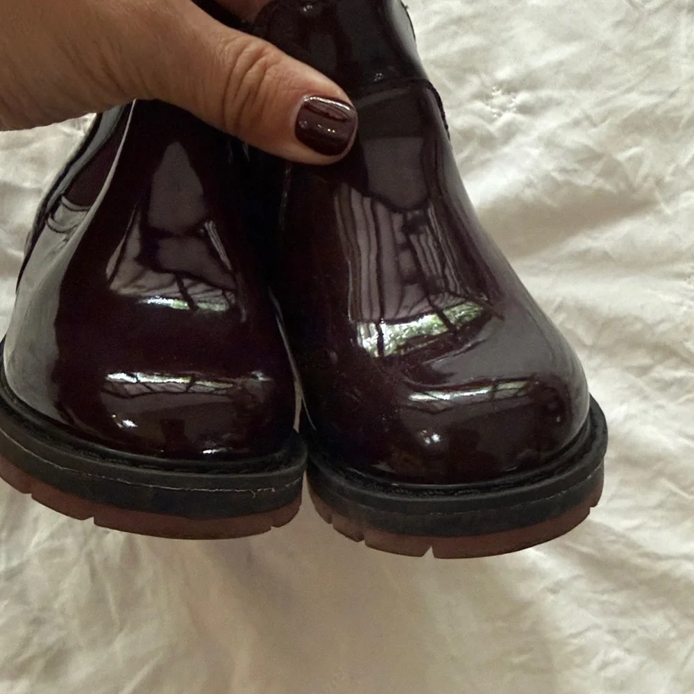 Zara Girls Chelsea Chunky Burgundy Boots size 22